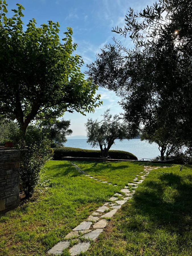 Villa Liana Sourpi Eksteriør billede